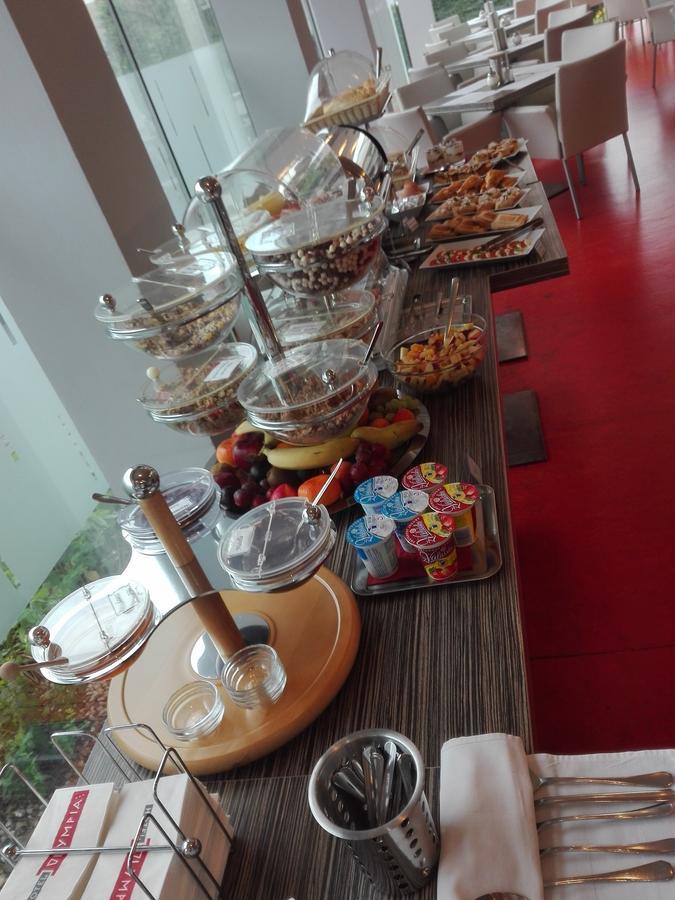 קופריבניצה Hotel Olympia מראה חיצוני תמונה