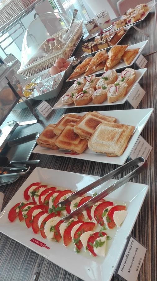 קופריבניצה Hotel Olympia מראה חיצוני תמונה